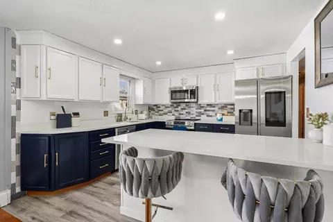 35 Gladwood St, Brockton, MA 02301