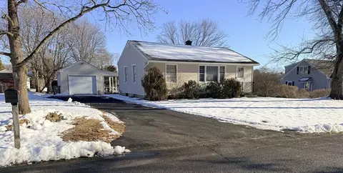 15 Hilltop Ter, Ludlow, MA 01056