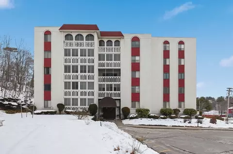 875 John Fitch Hwy #31, Fitchburg, MA 01420