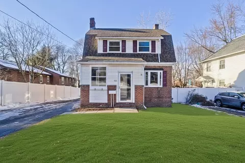 566 Broadway St, Chicopee, MA 01020 photo 3