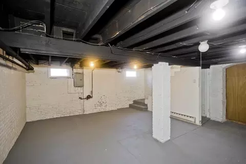566 Broadway St, Chicopee, MA 01020 photo 40