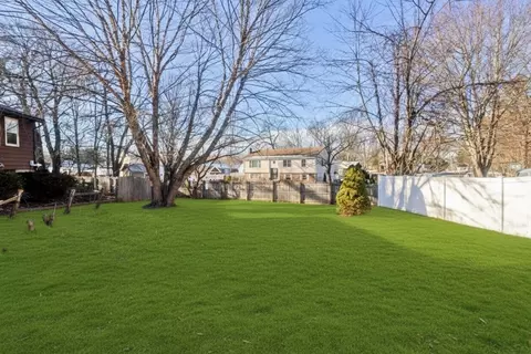 566 Broadway St, Chicopee, MA 01020 photo 38