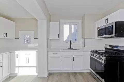 566 Broadway St, Chicopee, MA 01020 photo 6
