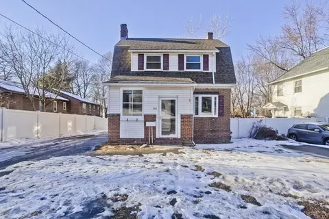 566 Broadway St, Chicopee, MA 01020 photo 4