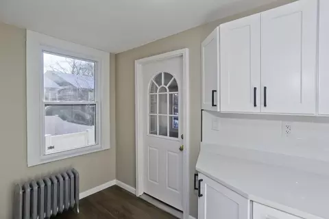 566 Broadway St, Chicopee, MA 01020 photo 10
