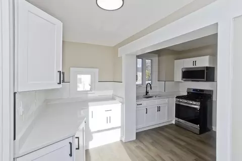 566 Broadway St, Chicopee, MA 01020 photo 8