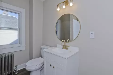 566 Broadway St, Chicopee, MA 01020 photo 22