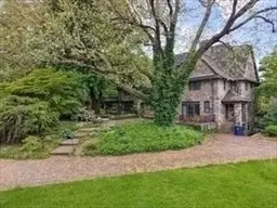503 Highland Ave, Fall River, MA 02720 photo 6