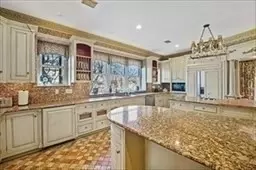 503 Highland Ave, Fall River, MA 02720 photo 20