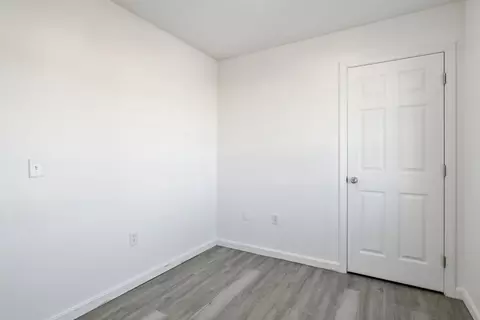 Bedroom - 59-61 Pinevale St, Springfield, MA 01151 photo 4 of 14