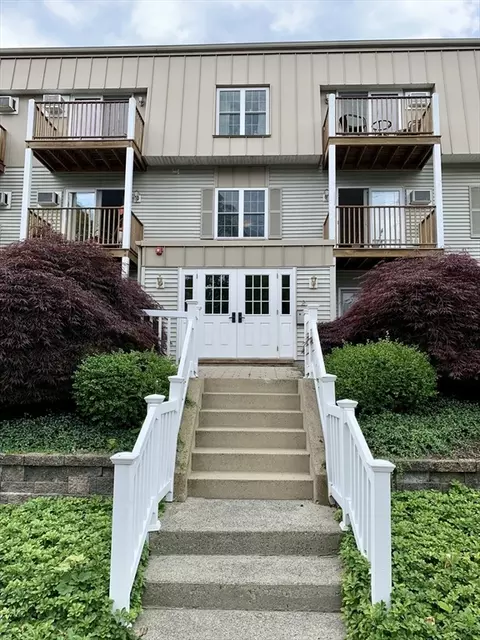 2 Ocean #3B, Gloucester, MA 01930