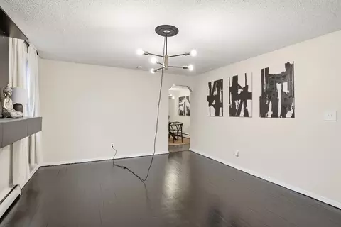 11 Cheyenne Rd, Springfield, MA 01109 photo 4