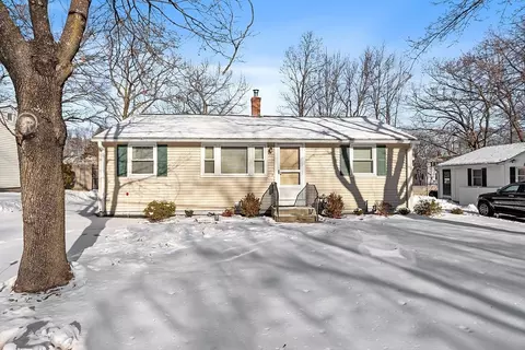 202 Florence St, Leominster, MA 01453