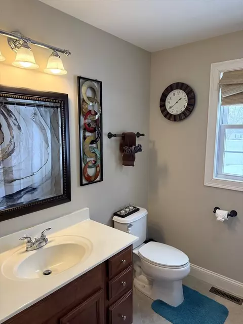Bath - 134 Granger St, Springfield, MA 01119 photo 1 of 4