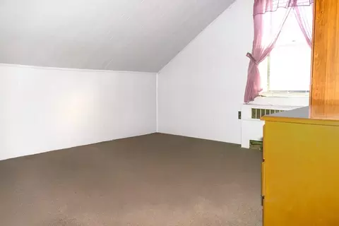 38 Park St, Webster, MA 01570 photo 32