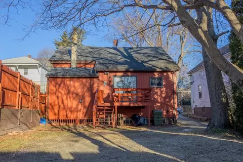38 Park St, Webster, MA 01570 photo 7