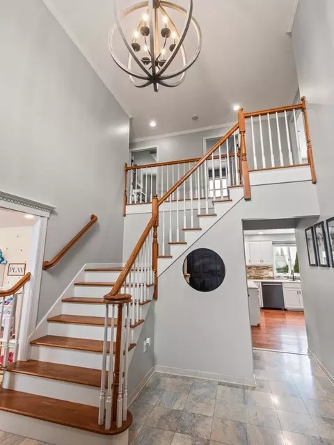 36 Lyons Rd, Dudley, MA 01571 photo 8