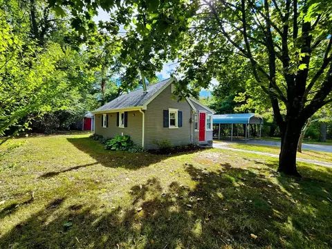 117 High St, Freetown, MA 02702