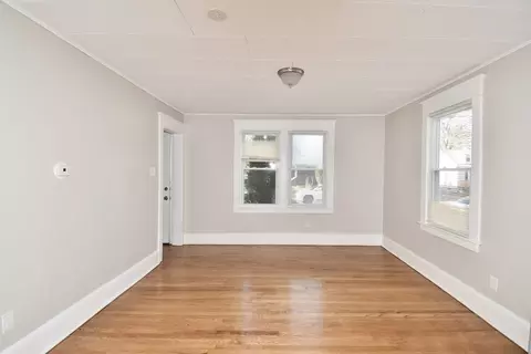 51-53 Eloise St, Springfield, MA 01118 photo 17