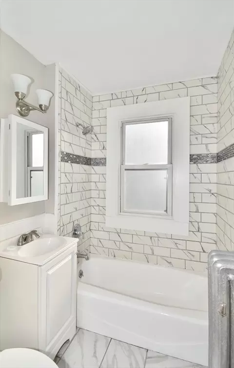 51-53 Eloise St, Springfield, MA 01118 photo 7