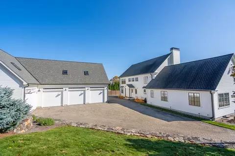 61 Chickering Rd, Spencer, MA 01562 photo 5