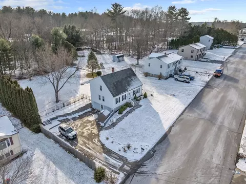 26 Stephen Dr, Webster, MA 01570 photo 5