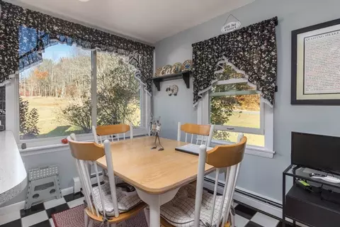 280 Stone St, Gardner, MA 01440 photo 4