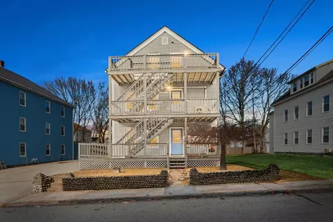 17 Cutler St #1, Webster, MA 01570