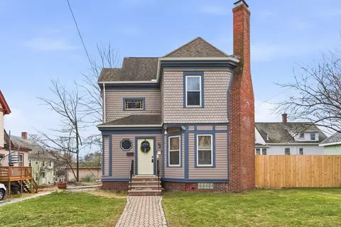 83 Greenwood St, Marlborough, MA 01752