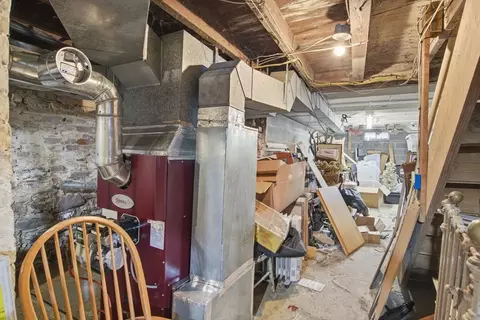 Entry Way - 148 River St, West Springfield, MA 01089 photo 6 of 7