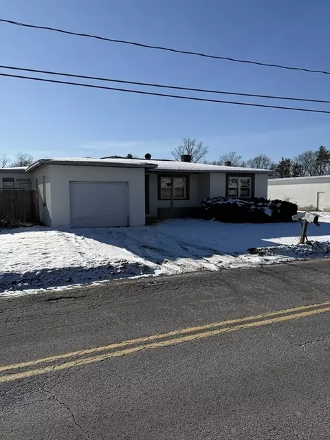 8 Semb Dr, Erving, MA 01344 photo 2