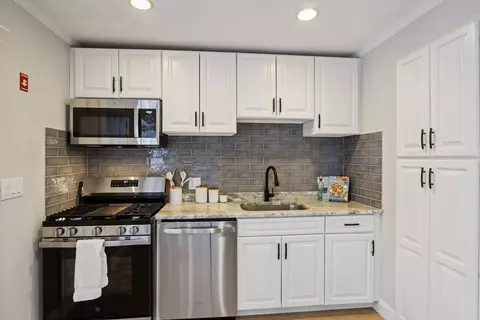 1 Willow St, Middleton, MA 01949 photo 14