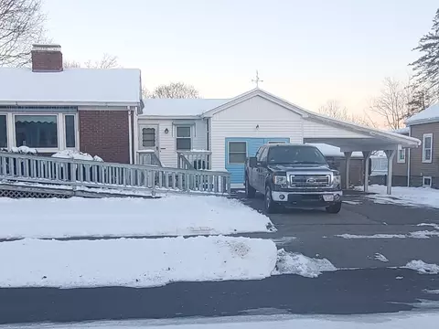 66 Eunice Ave, Worcester, MA 01606 photo 3