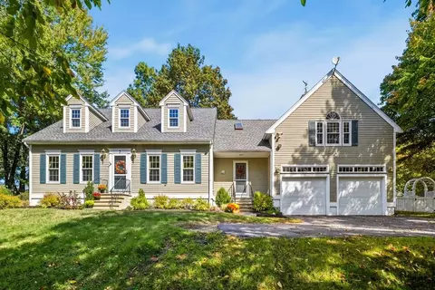 3 Marshall Dr, West Newbury, MA 01985