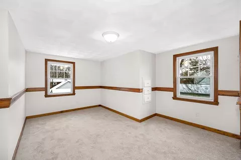 Bedroom - 90 Chamberlain St, Lowell, MA 01852 photo 5 of 11