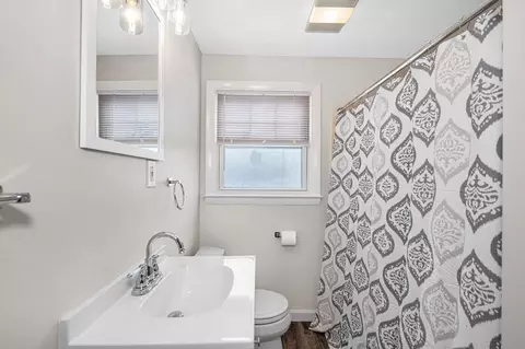 Bath - 90 Chamberlain St, Lowell, MA 01852 photo 1 of 2