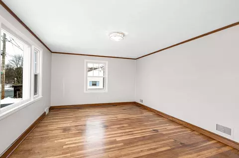 Living - 90 Chamberlain St, Lowell, MA 01852 photo 1 of 1