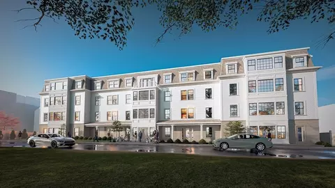 586 Canterbury St, Boston, MA 02131