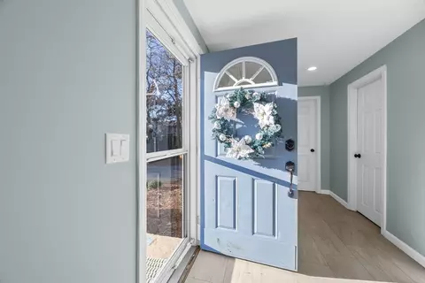 30 Flicker Ln, Marstons Mills, MA 02648 photo 4