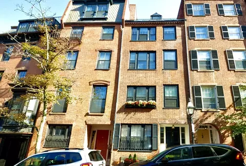 11 Joy #4, Boston, MA 02114
