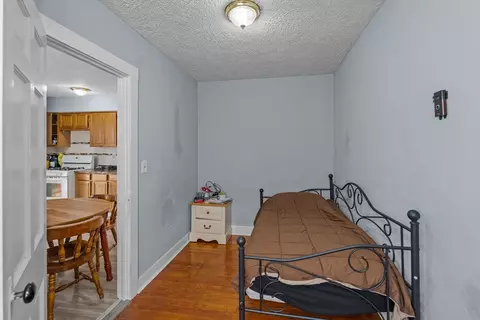 26 Brow St, Fall River, MA 02721 photo 8