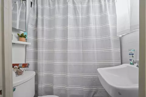30 Brow St, Fall River, MA 02721 photo 15