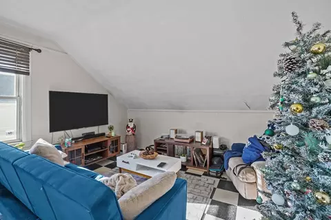 30 Brow St, Fall River, MA 02721 photo 32