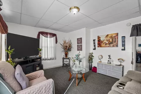 30 Brow St, Fall River, MA 02721 photo 9