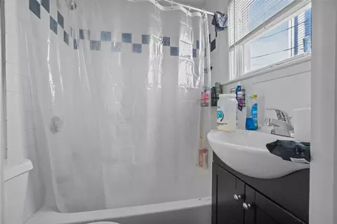 30 Brow St, Fall River, MA 02721 photo 21