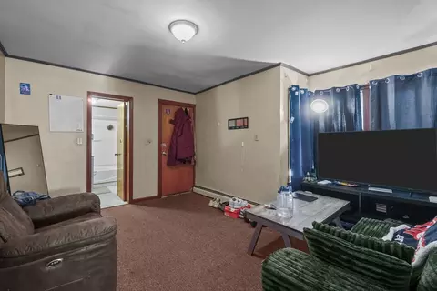 105 Park St, Fall River, MA 02721 photo 2