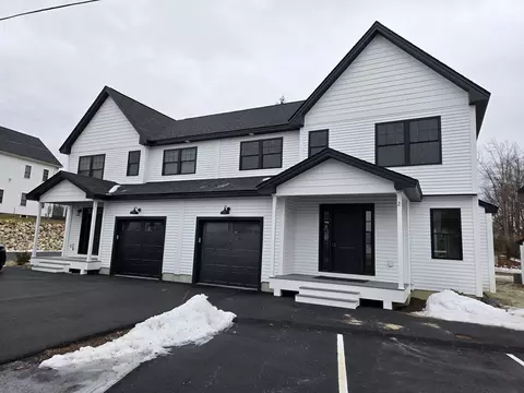 711 Massachusetts Ave #2, Lunenburg, MA 01462