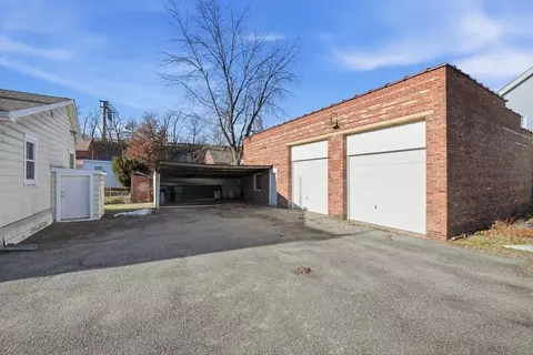 35 Dublin St, Chicopee, MA 01013 photo 28