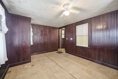 35 Dublin St, Chicopee, MA 01013 photo 7