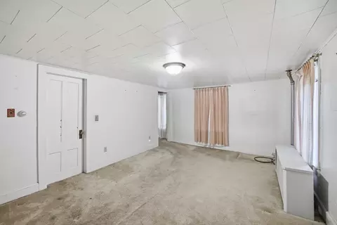 35 Dublin St, Chicopee, MA 01013 photo 13